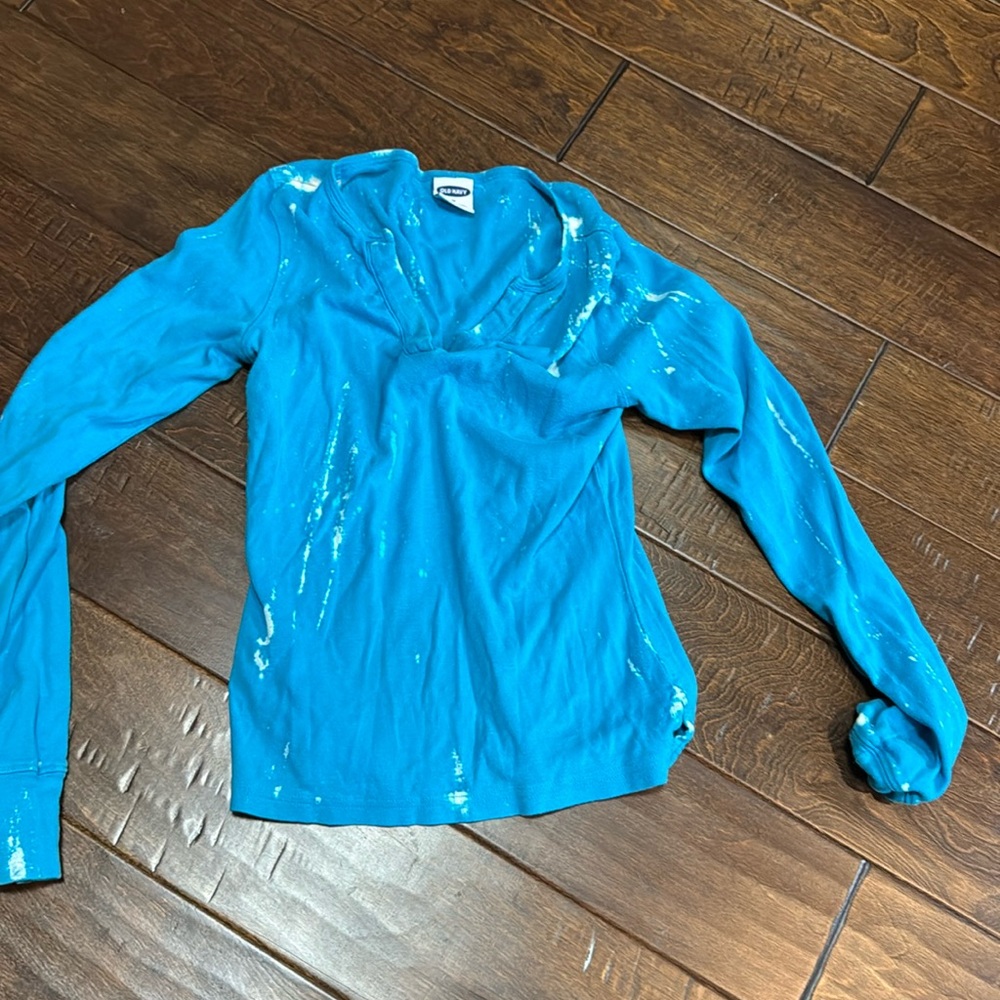 Old navy x neck long sleeve
